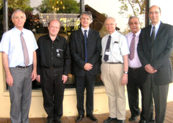 מימין-פרופסור מנוק יוסף מקנדה, דר נימר, דר לודר, פרופסור ג'ורג פגו מצרפת, פרופסור מרסיניאק מצרפת, דר אמבון