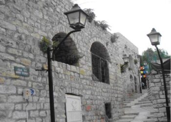 בית אונגר לפני [צילום: יוסף עברון]