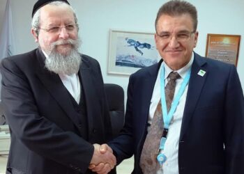 הרב פירר ביקר במרכז הרפואי זיו