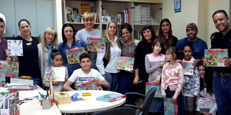 אנשים טובים באמצע הדרך