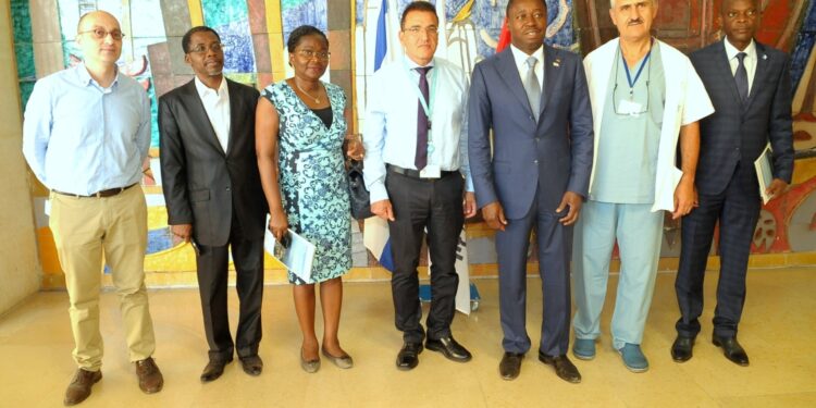 נשיא טוגו בסיור במרכז הרפואי זיו בצפת