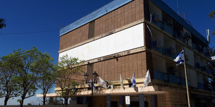 גלבך: "הלוואות העיריה מטרידות"