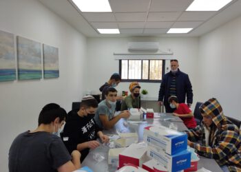 בצפת הנוער מתגייס למלחמה בקורונה למען תלמידי מוסדות החינוך