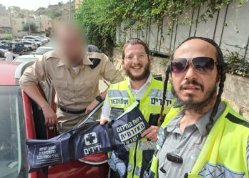 פעוט ננעל בשגגה ברכב בעיר צפת, מתנדבי ידידים חילצו אותו בשלום